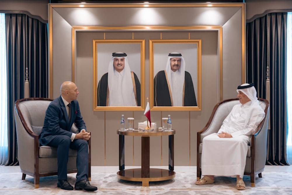 Al Muraikhi, &Ccedil;ekya'nın Doha B&uuml;y&uuml;kel&ccedil;isi Chalupecky ile g&ouml;r&uuml;şt&uuml;