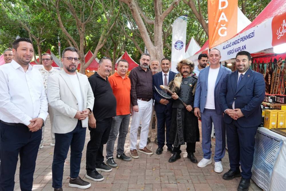 Başkan Kotan, Antalya&rsquo;daki Adana Lezzet Durağı a&ccedil;ılışına katıldı