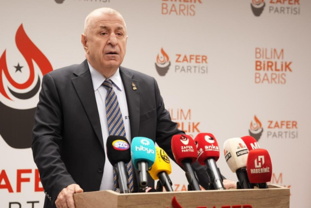 &Ouml;zdağ: Yeni anayasa ulus devletten ve &uuml;niter devletten vazge&ccedil;mek i&ccedil;in mi isteniyor?