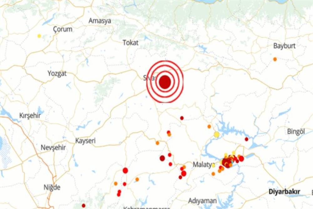 Sivas'ta 4.7 ve 4.2 büyüklüğünde deprem 