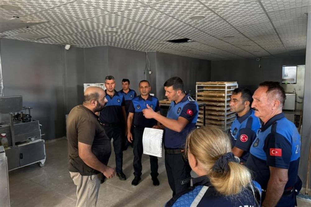 Hatay'da Zabıtadan ruhsatsız işletmeye baskın