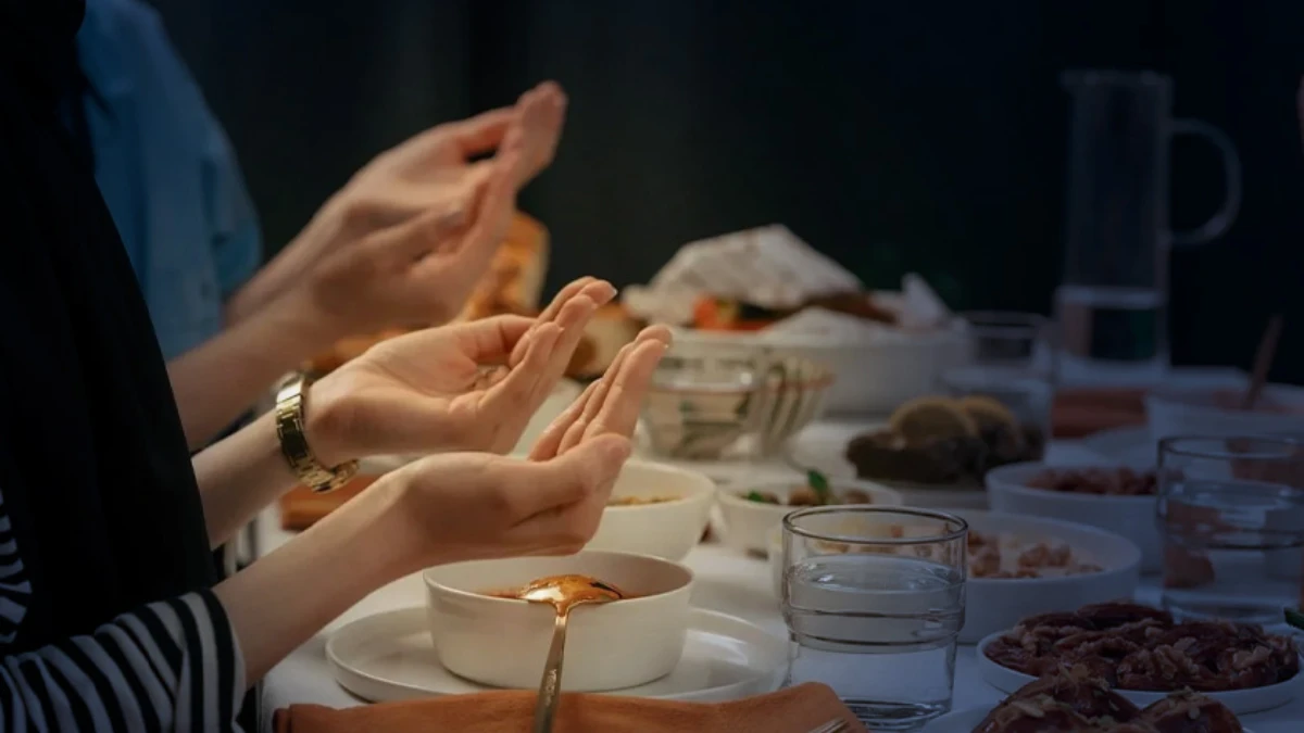 İSTANBUL İMSAK VAKTİ 2026 | İstanbul'da ilk sahur saat ka&ccedil;ta? Diyanet imsakiye takvimi