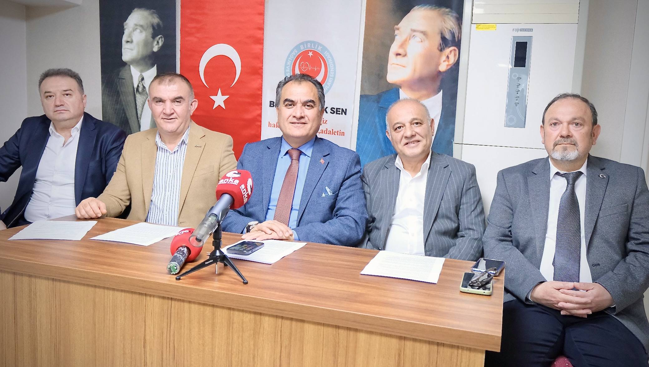 Birlik Sağlık Sen&rsquo;e B&uuml;y&uuml;k Katılım