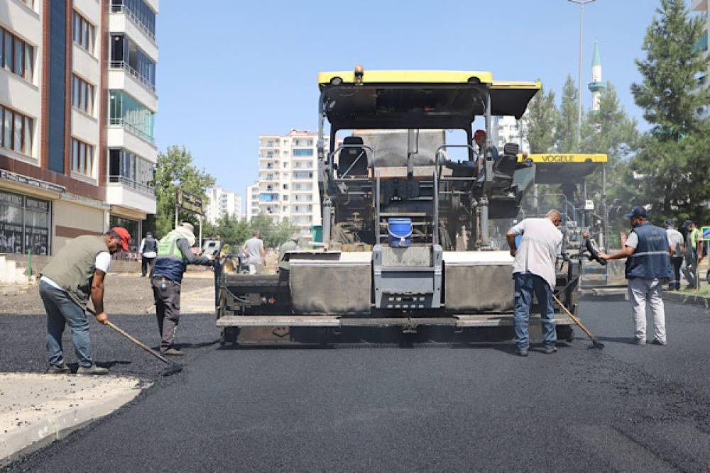 Diyarbakır'da 7,7 kilometrelik g&uuml;zergahta asfalt &ccedil;alışması yapılacak