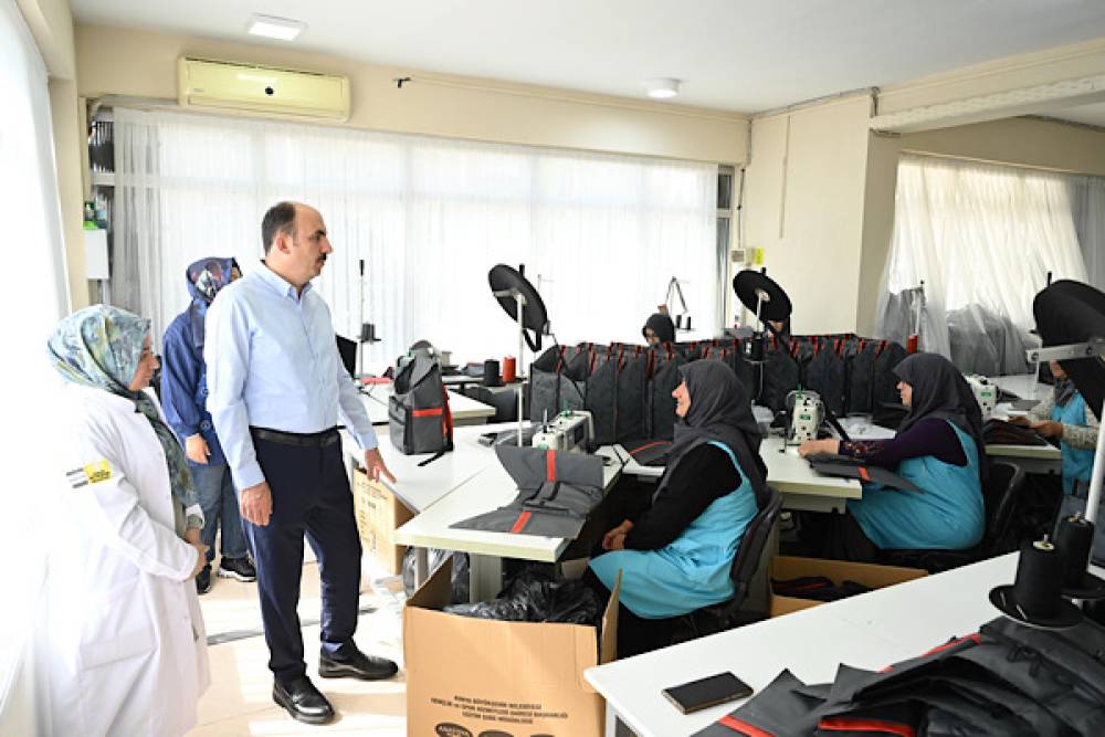 Başkan Altay, Bosna Hersek Tekstil At&ouml;lyesi&rsquo;ni ziyaret etti