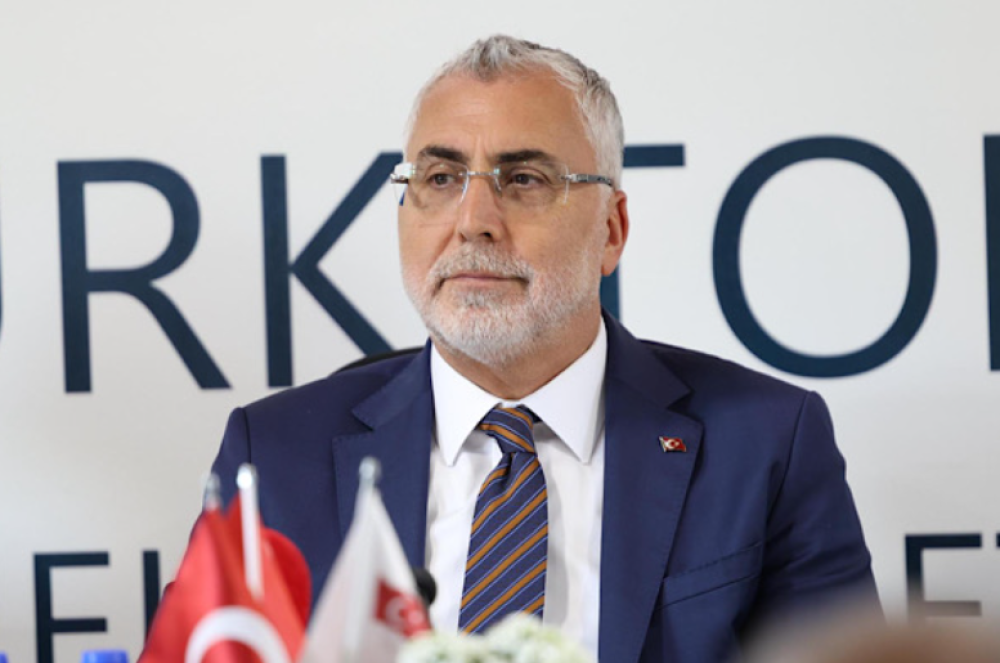 Işıkhan: Yozgatlı gen&ccedil;ler kendi memleketinde okuyup &ccedil;alışsın, &uuml;retsin