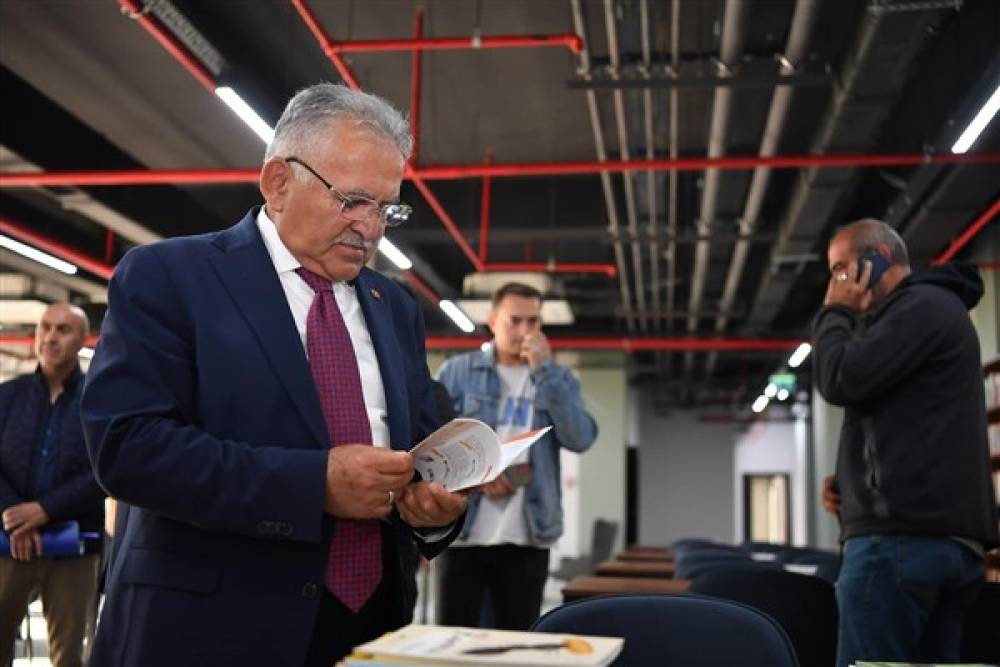 Başkan Büyükkılıç’tan İldem-Yeşilyurt Sosyal Yaşam Merkezi’nde inceleme