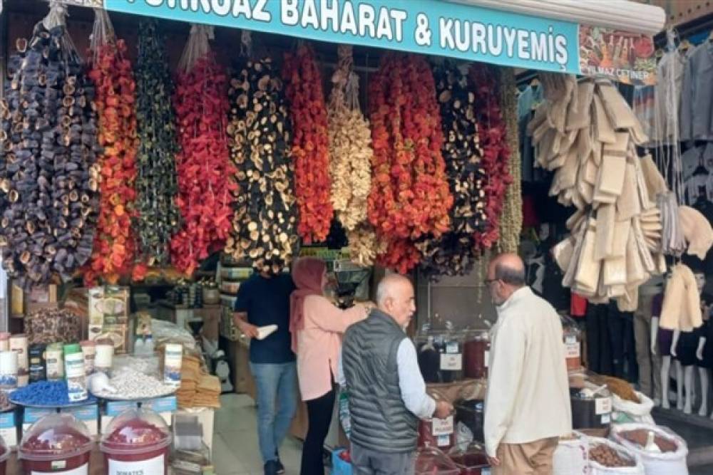 Diyarbakır'da ıhlamurun kilosu 2 bin TL'ye dayandı