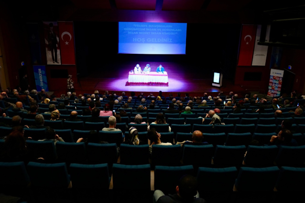 Kartal&rsquo;da &ldquo;Felsefe Buluşmaları: G&uuml;n&uuml;m&uuml;zde İnsan ve Sorunları&rdquo; semineri d&uuml;zenlendi