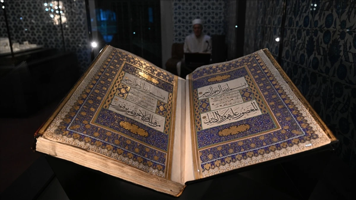 Hattat Ahmet Karahisari Mushafı, ziyarete a&ccedil;ıldı