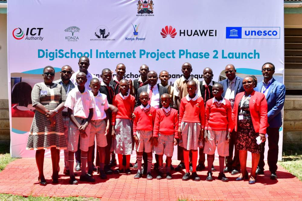 Kenya DigiSchool Bağlantı Projesi, işitme engelli çocuklar için öğrenim imkanı sağlıyor 