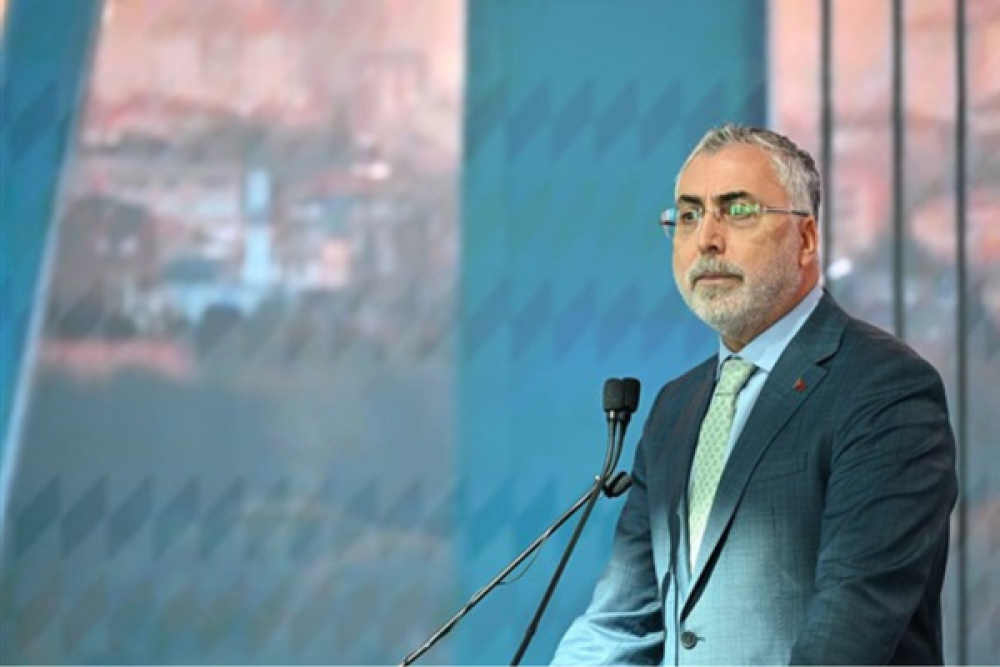 Işıkhan: İşsizlik oranı y&uuml;zde 7,9 ile 2005&rsquo;ten itibaren en d&uuml;ş&uuml;k seviyeye geriledi