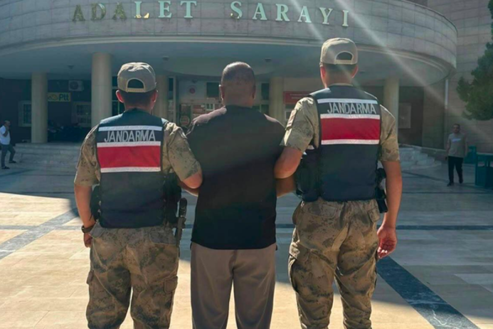 Şanlıurfa&rsquo;da 8 yıl 4 ay kesinleşmiş hapis cezası bulunan şahıs yakalandı