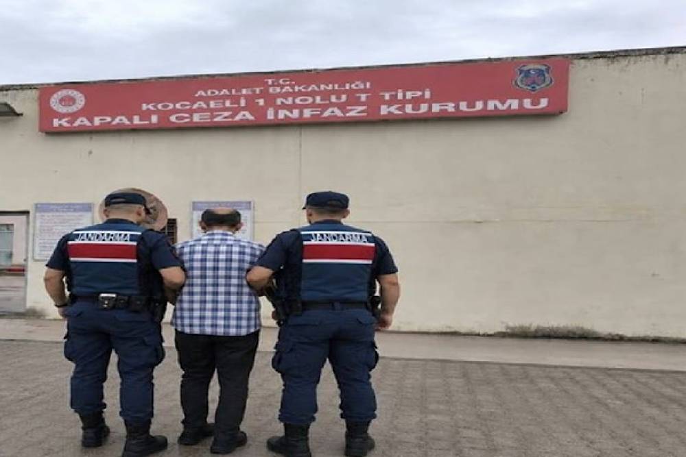 Kocaeli'de 8 yıl 4 ay hapis cezasıyla aranan kişi yakalandı