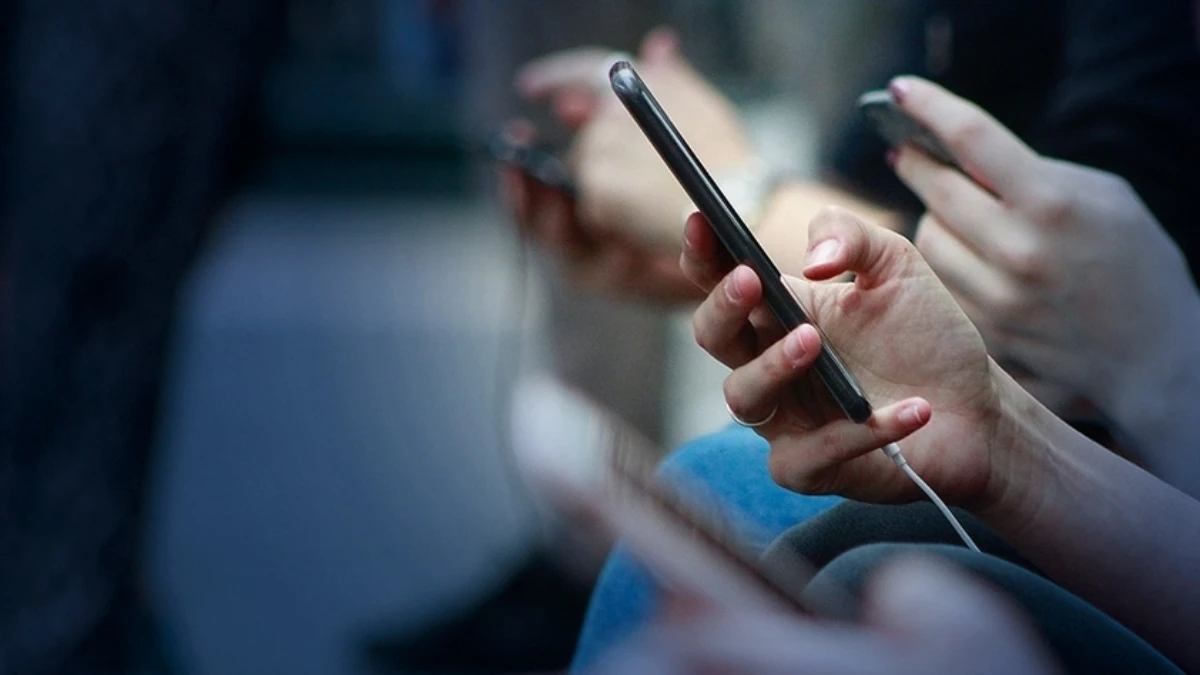 KVKK resen soruşturma başlattı: Sosyal medyada &ccedil;ocukların veri g&uuml;venliği incelenecek