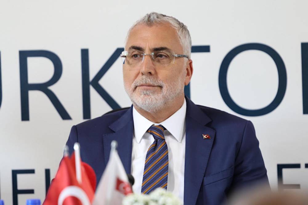 Işıkhan: Yatırım ortamımızın g&uuml;&ccedil;lenmesi i&ccedil;in adımlarımızı atıyoruz
