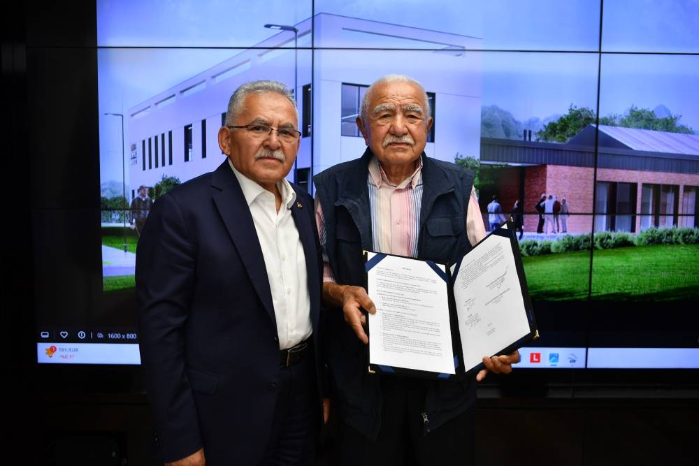 Naciye-Ramazan Büyükkılıç ve Kızları Alzheimer Gündüz Bakım Evi’nin temelleri atılıyor