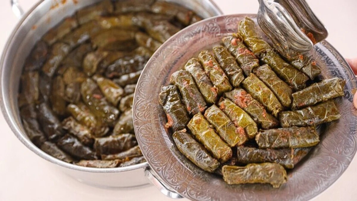 T&uuml;rkiye'nin yaprak sarma ihracatı ilk 5 ayda 13 milyon dolar oldu