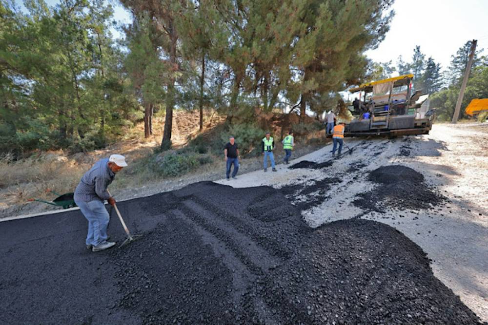 Orhaneli&rsquo;de 1,5 kilometrelik bağlantı yolu yenilendi