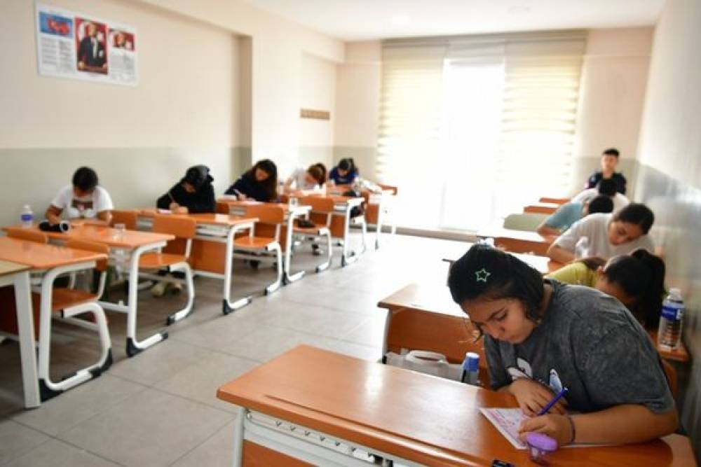 Beylikd&uuml;z&uuml;&rsquo;nde eğitim desteği başarıyla sonu&ccedil;landı