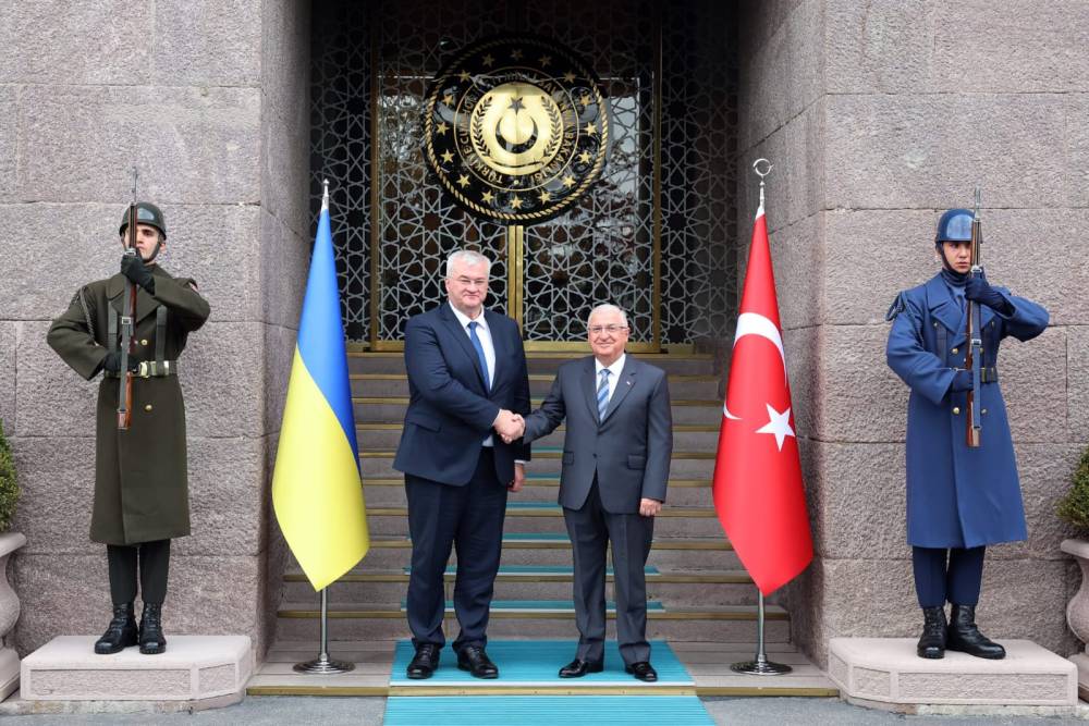 Bakan Güler, Ukrayna Dışişleri Bakanı Sybiha ile görüştü