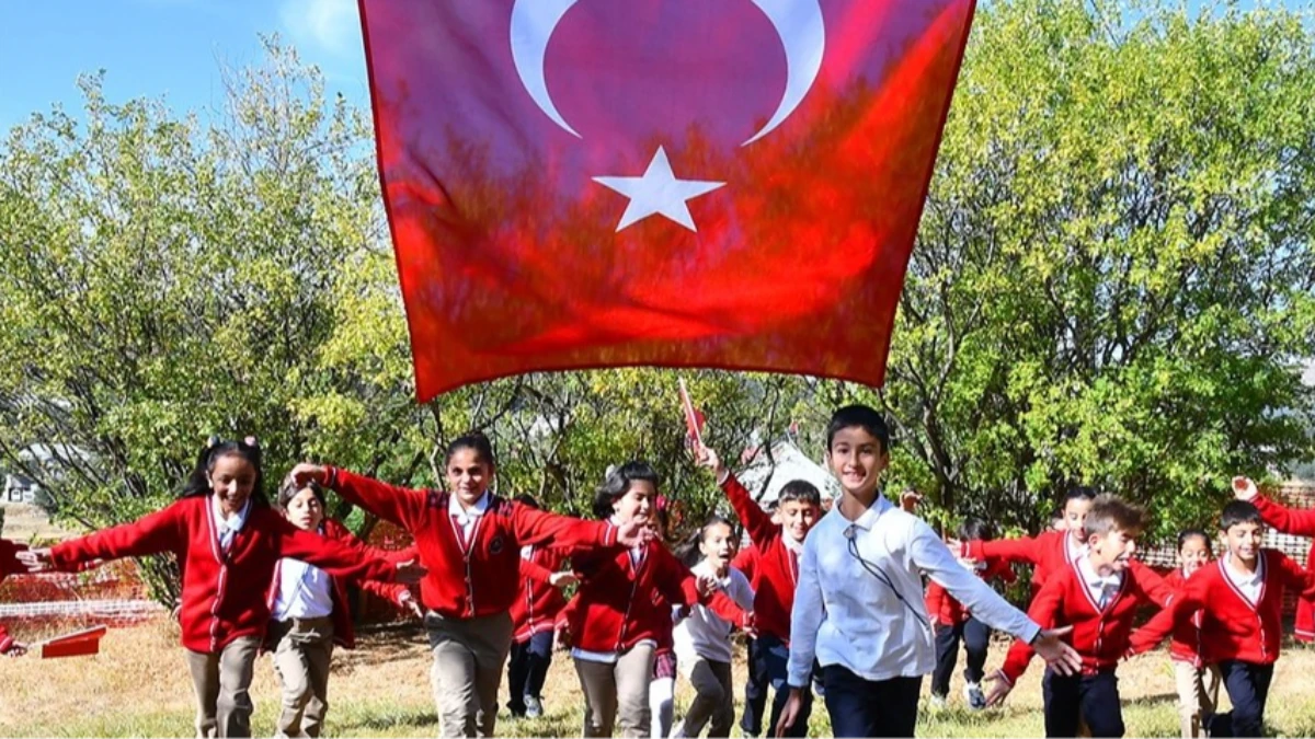 23 Nisan'da bir &ccedil;ok etkinlik &ccedil;ocuklarla buluşacak! İstanbul'da nerelere gidilir?