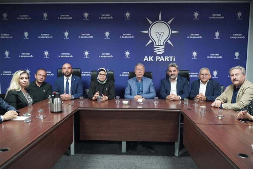 Akar ve Büyükkılıç’tan, AP Parti Melikgazi ve Kocasinan teşkilatlarına ziyaret