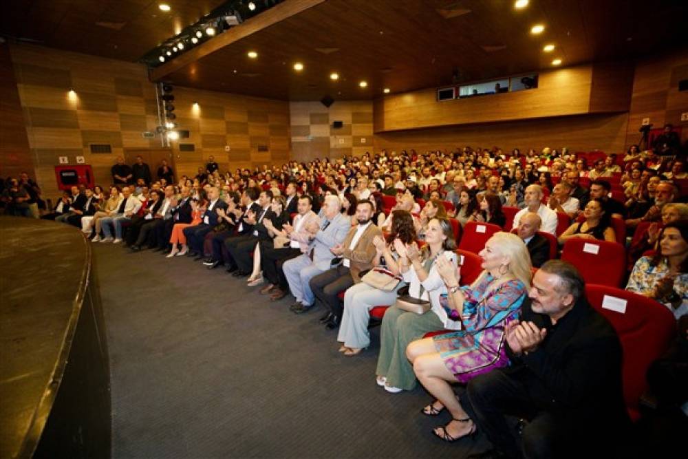 Manisa Şehir Tiyatrosu Sahnesi’ne Uğur Mumcu ismi verilecek