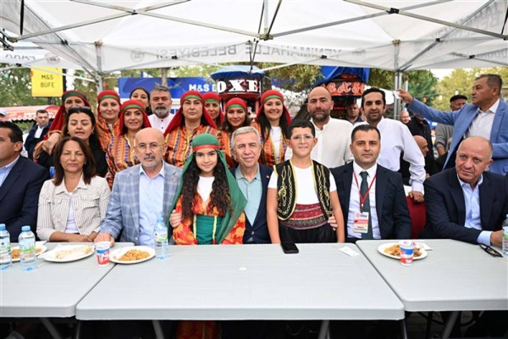 Başkan Yavaş, Divriği Geleneksel Pilav ve Kültür Şenliği'ne katıldı