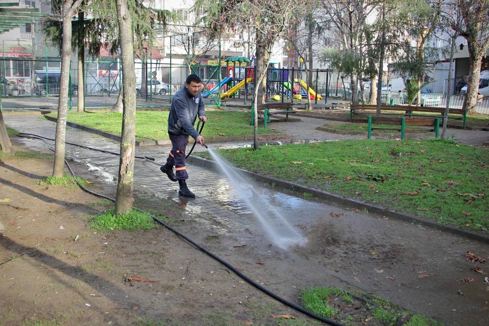 Giresun'da çevre temizlik çalışmaları sürüyor