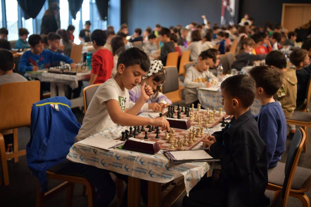 Beylikdüzü Belediyesi, kültür, sanat ve spor etkinlikleri düzenledi