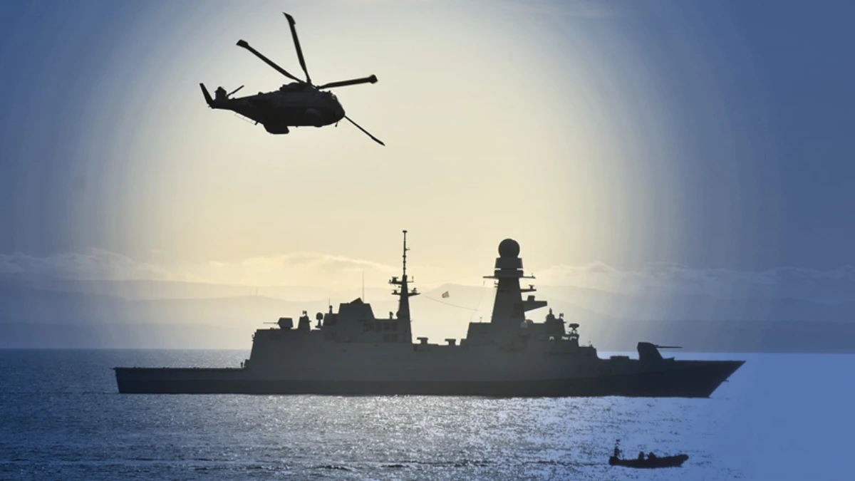 T&uuml;rk Deniz Kuvvetleri Akdeniz'de g&ouml;vde g&ouml;sterisi yapıyor: NATO tatbikatı başladı