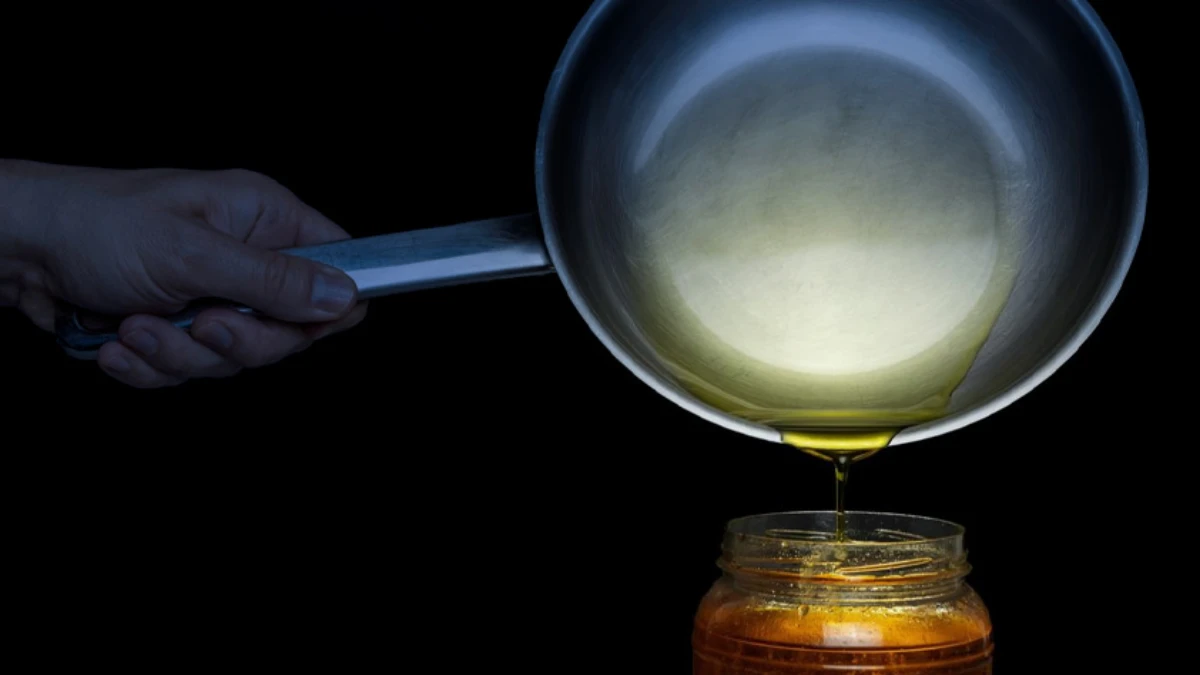 Atık yağlarda geri d&ouml;n&uuml;ş&uuml;m planı: Marketlerde toplama noktaları kurulacak