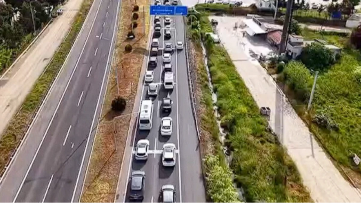 Bayram yolculuğu &ouml;ncesi kritik g&uuml;zergah: İstanbul-Tekirdağ yolunda denetim arttı