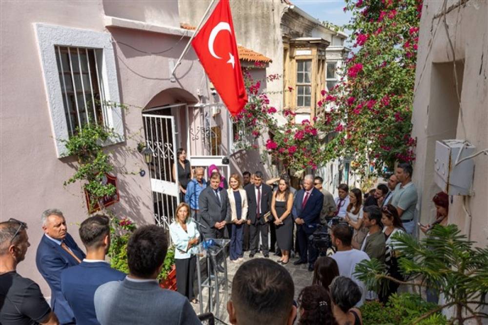 İzmir'de İsmet İnönü, doğduğu evde anıldı