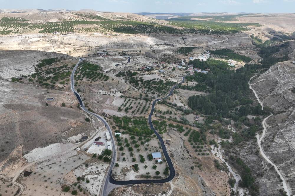 Muğla Büyükşehir Belediyesi, kırsaldaki yol ağlarını güçlendiriyor