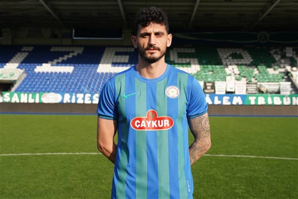 Çaykur Rizespor, Samet Akaydın ile anlaşma imzaladı