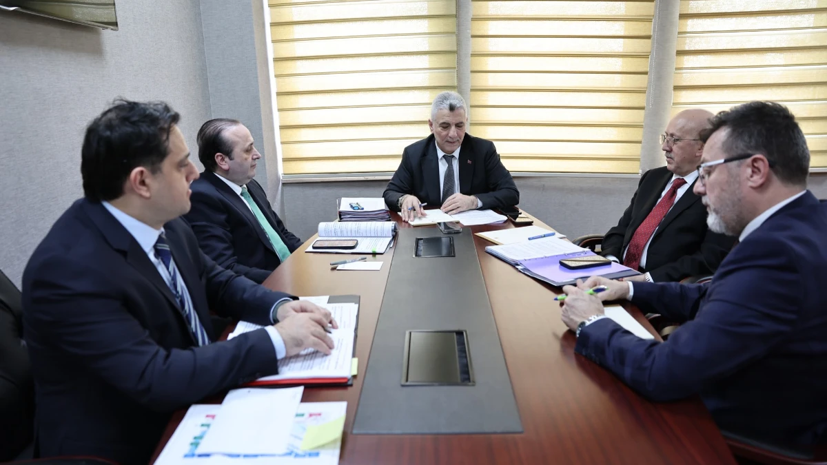 Bakan Bolat, Suriyeli mevkidaşlarıyla g&ouml;r&uuml;şt&uuml;: Sınır kapılarının modernizasyonu masaya yatırıldı