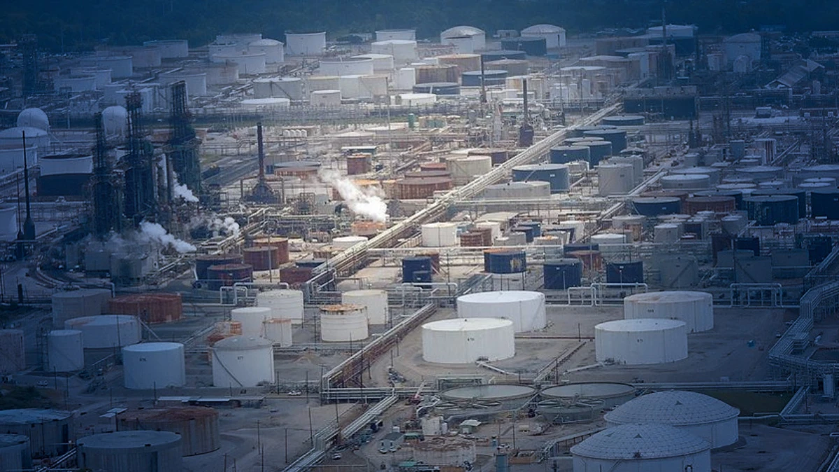 Bakan Bayraktar: T&uuml;rkiye'nin arz g&uuml;venliğinde bir sorun yok