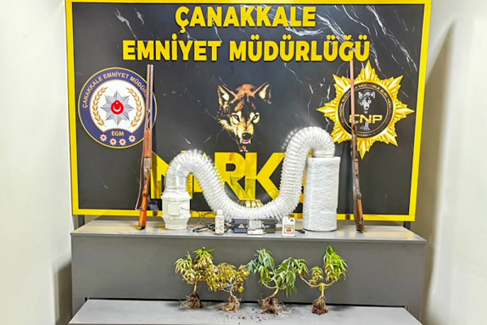 &Ccedil;anakkale&rsquo;de bir haftada 10 bin 349 kişi ve 3 bin 251 ara&ccedil; denetlendi