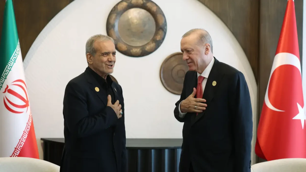 Cumhurbaşkanı Erdoğan, İran Cumhurbaşkanı Pezeşkiyan ile g&ouml;r&uuml;şt&uuml;