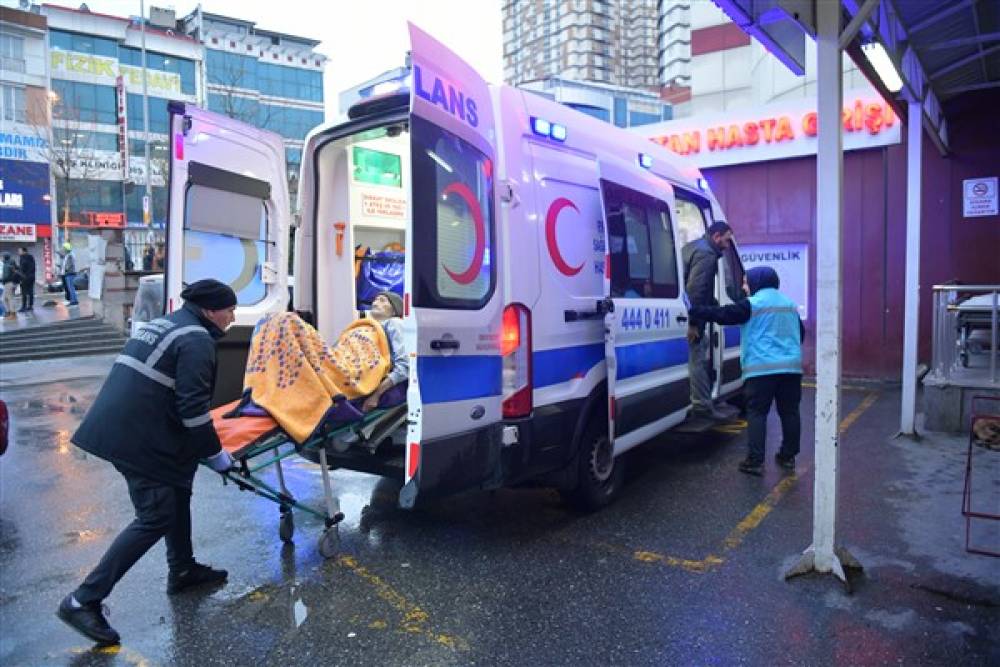 Esenyurt Belediyesi’nden vatandaşlara ambulans hizmeti 