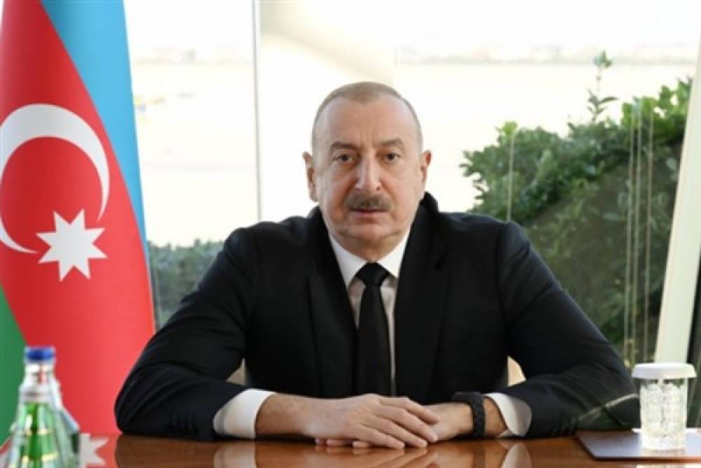 Azerbaycan Cumhurbaşkanı Aliyev, Özbekistan Cumhurbaşkanı Mirziyoyev ile görüştü