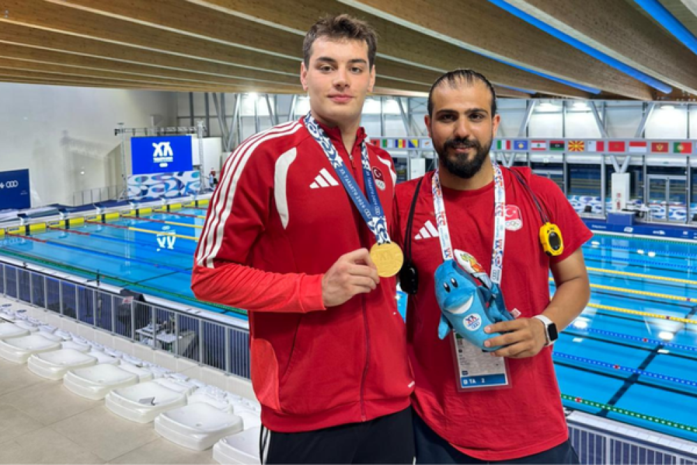 Gaziantep B&uuml;y&uuml;kşehir sporcusu Kaan Efe Kaya, Akdeniz Oyunları&rsquo;nda altın madalya kazandı