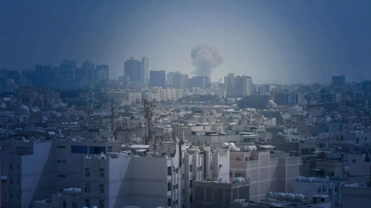 SON DAKİKA | İran'dan ABD &uuml;slerine misilleme saldırısı: Birleşik Arap Emirlikleri, Katar ve Kuveyt'te de patlama sesleri