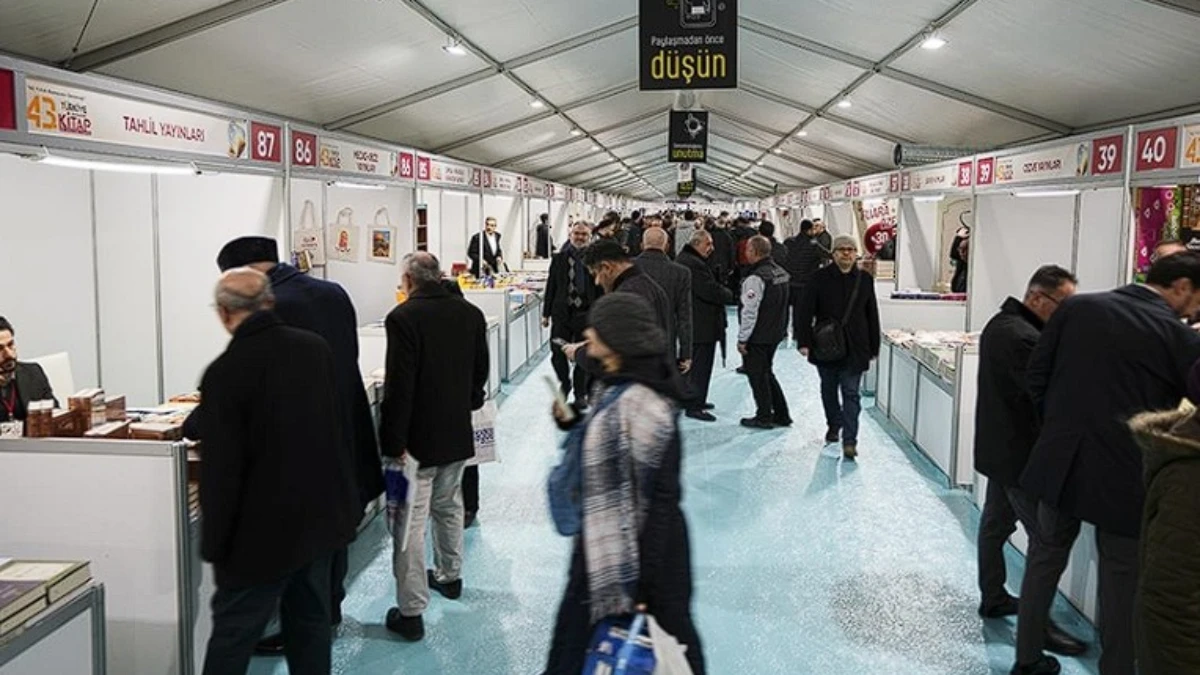 İstanbul'da 43. T&uuml;rkiye Kitap ve K&uuml;lt&uuml;r Fuarı'nın a&ccedil;ılışı yapıldı