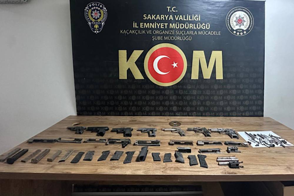 Sakarya&rsquo;da silah ka&ccedil;ak&ccedil;ılığı operasyonunda bir ş&uuml;pheli yakalandı