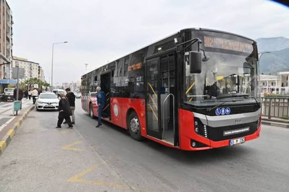 Manisa&rsquo;da 30 Ağustos&rsquo;ta toplu ulaşım &uuml;cretsiz olacak