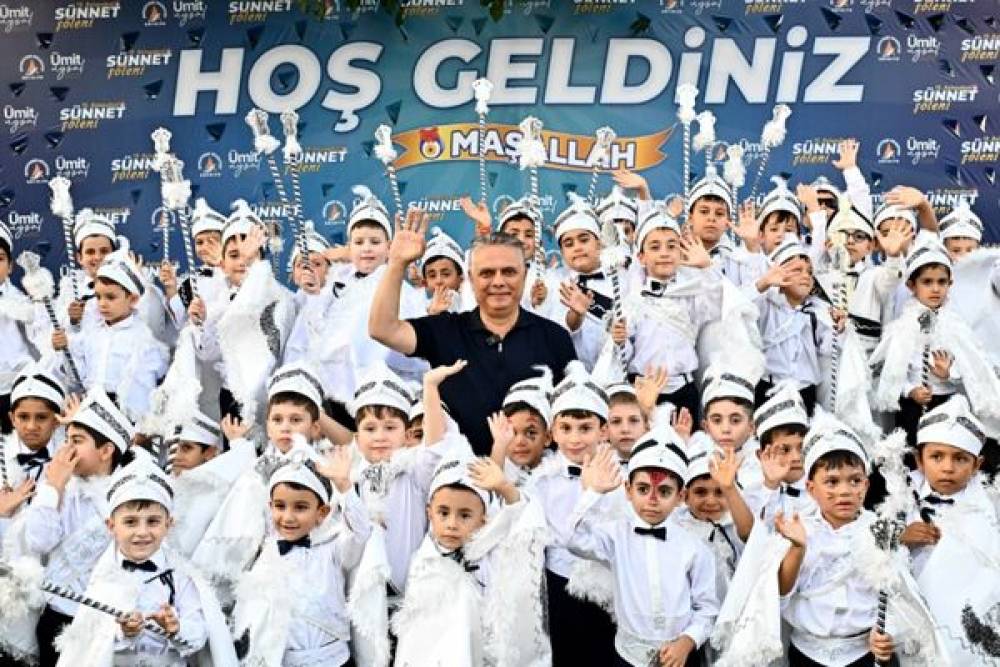 Başkan Uysal: Hayata &ccedil;ocuklarımızın g&ouml;zlerindeki ışıkla bakıyoruz