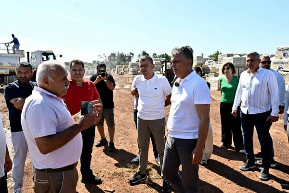 Uysal, Doğuyaka&rsquo;daki yangın b&ouml;lgesini inceledi